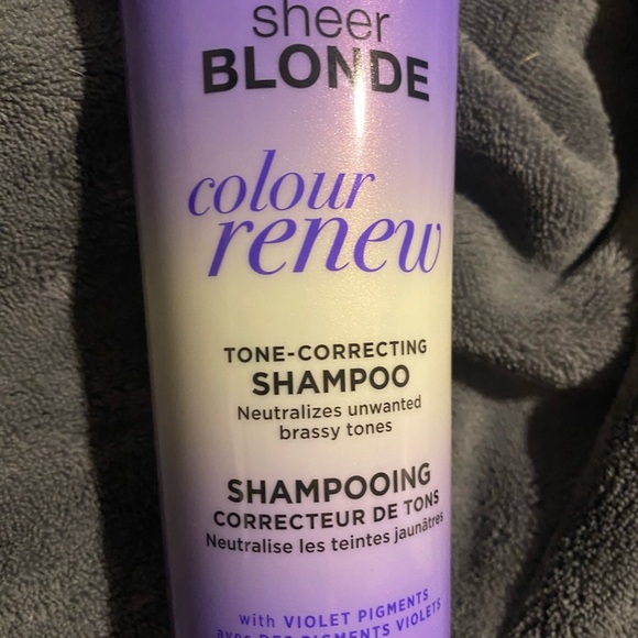 NEW John Frieda Purple Shampoo - Picture 2 of 3